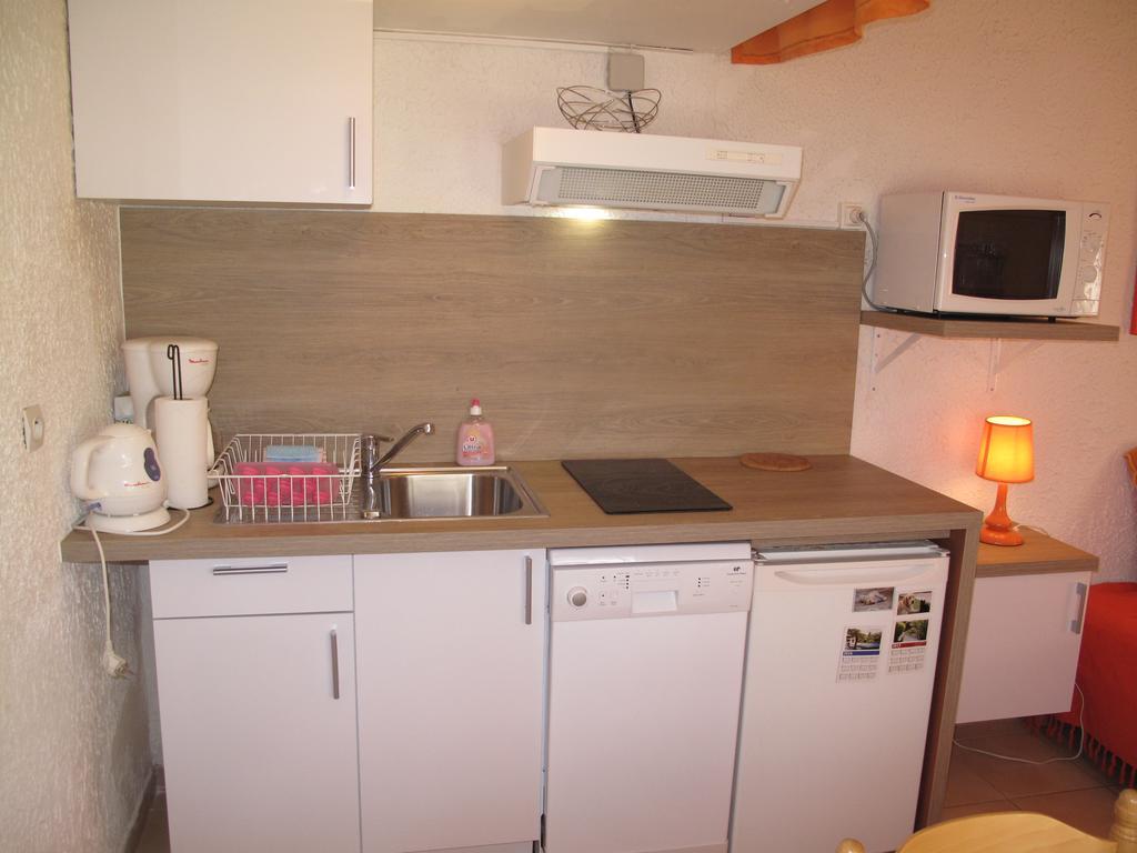 Residence Miro, Gites Avec Piscine Chauffee Et Tennis Les Arcs-sur-Argens Buitenkant foto