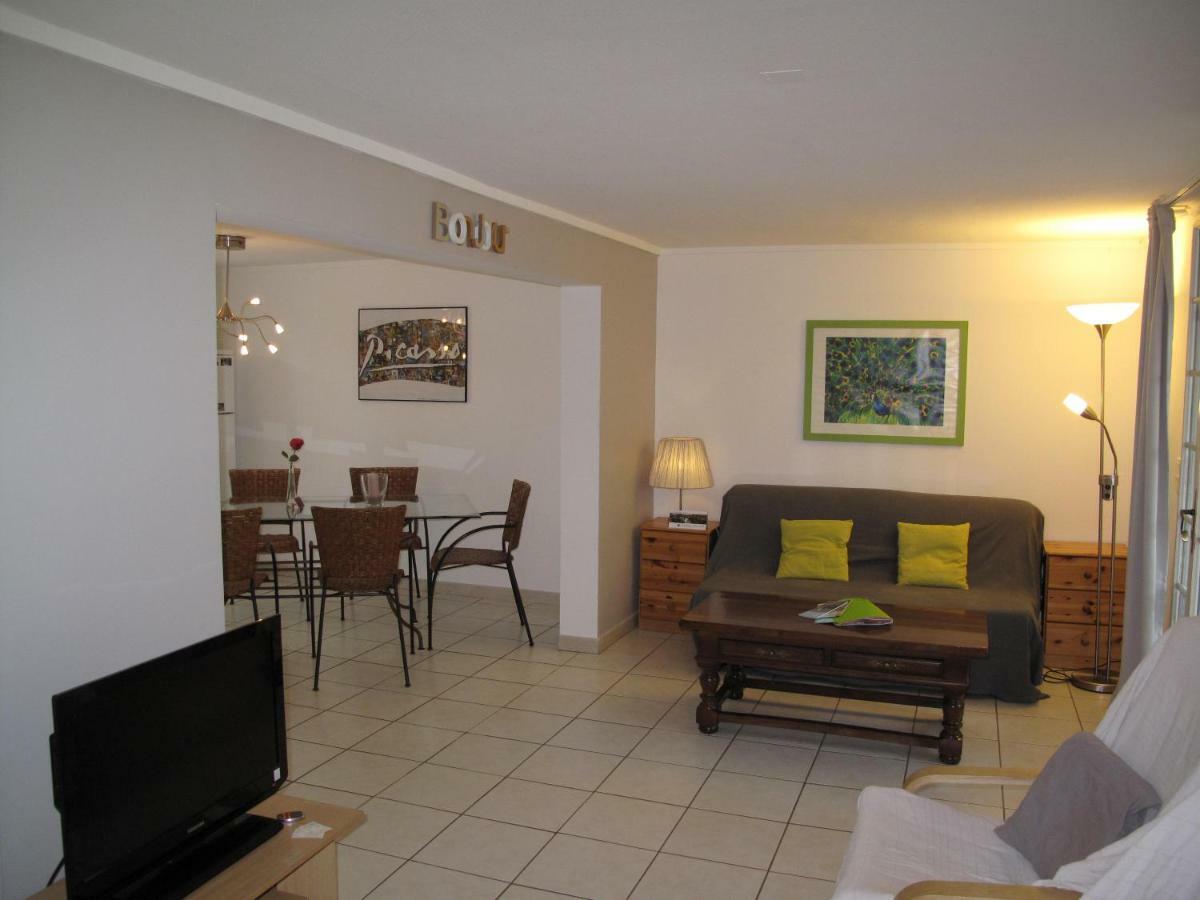 Residence Miro, Gites Avec Piscine Chauffee Et Tennis Les Arcs-sur-Argens Buitenkant foto